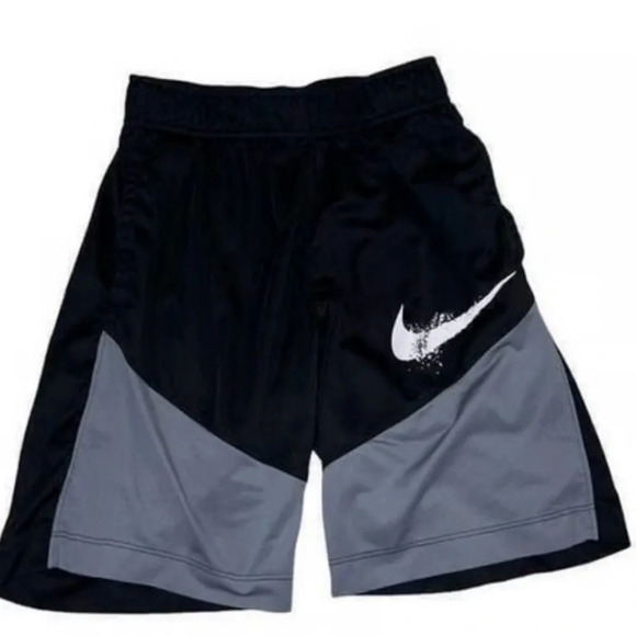 Nike Youth  Dri Fit
 Size: M
Color: Black Gray - Picture 1 of 7